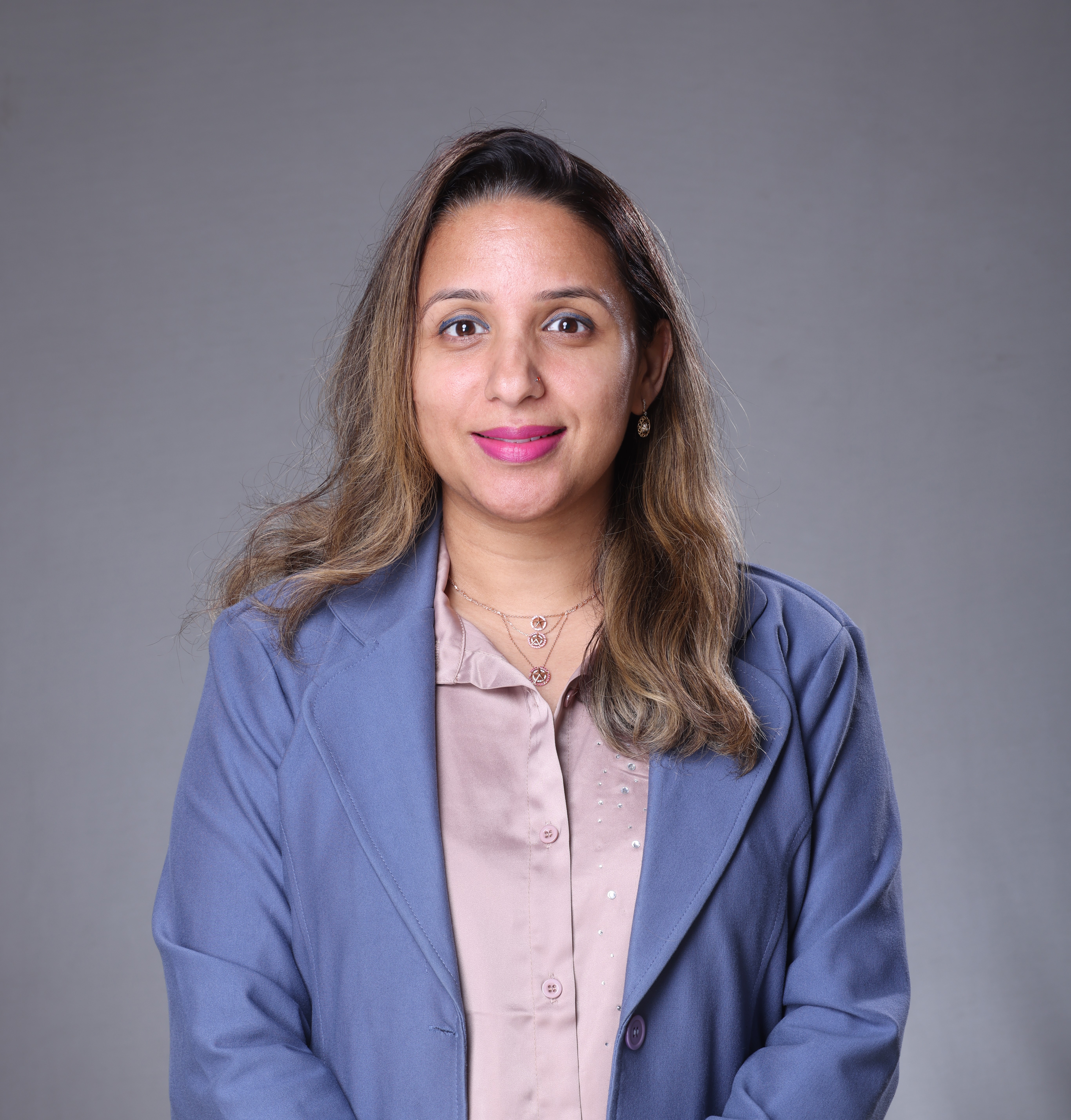 Dr. Parul Saoji - Obstetrician and Gynecologist